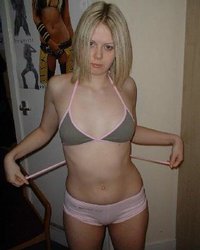 Студентки играют в сексуальные игры 1 фотография