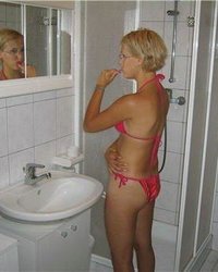 Развратные шлюшки думают только о сексе 10 фотография