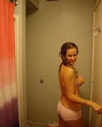 Развратные шлюшки думают только о сексе 6 фотография
