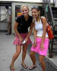 Цыганочки любят позировать и трахаться 1 фотография