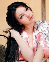 Оголенная баба предпочитает, когда ее имеют в каждую дырку 14 фотография